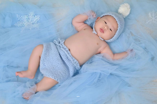 嘉鱼怀孕多久肚子会隆起